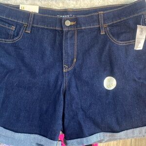 Old Navy size 14 denim shorts NWT